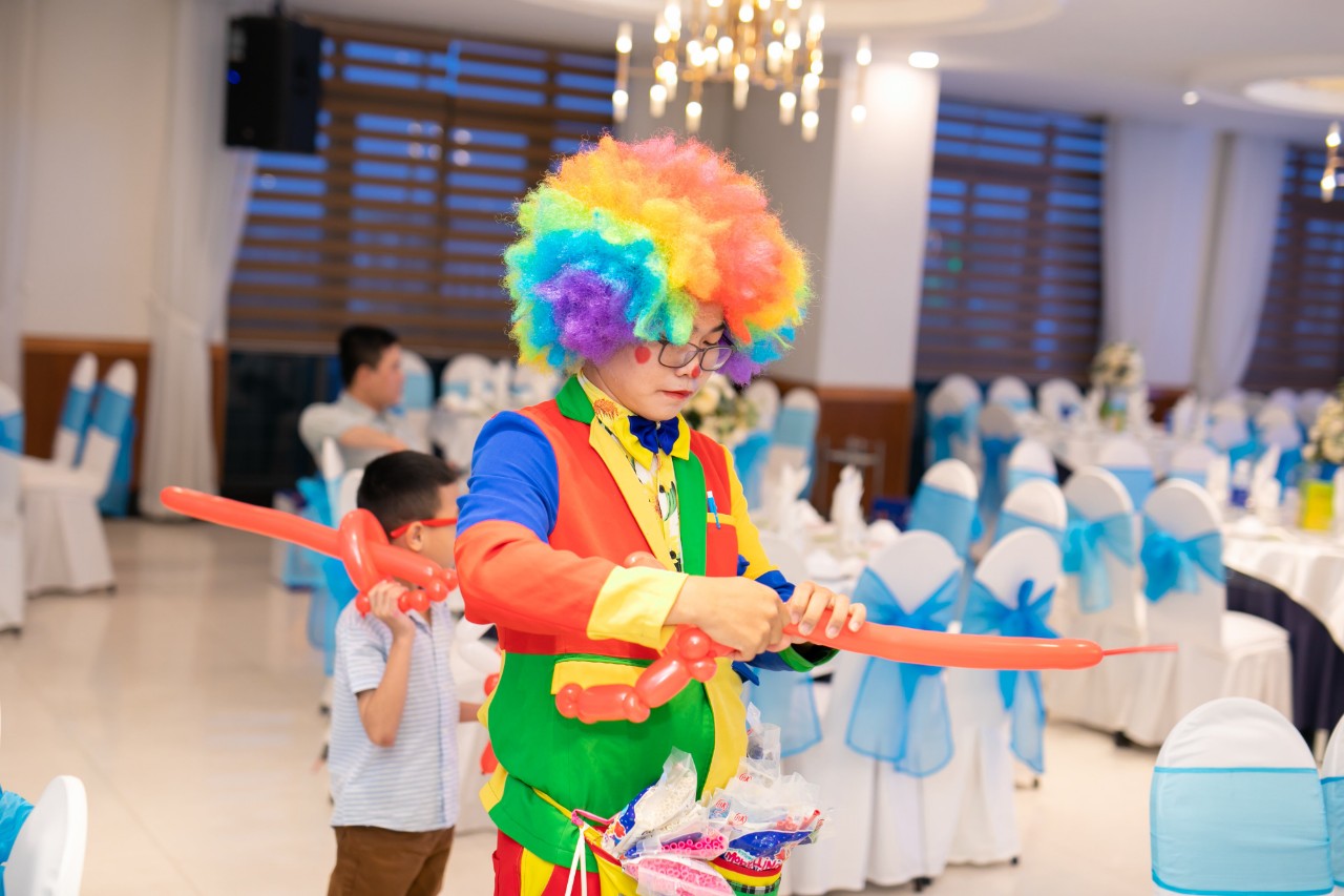 Dịch Vụ Chú Hề Thổi Bóng Tại Quận 9, Ảnh 2